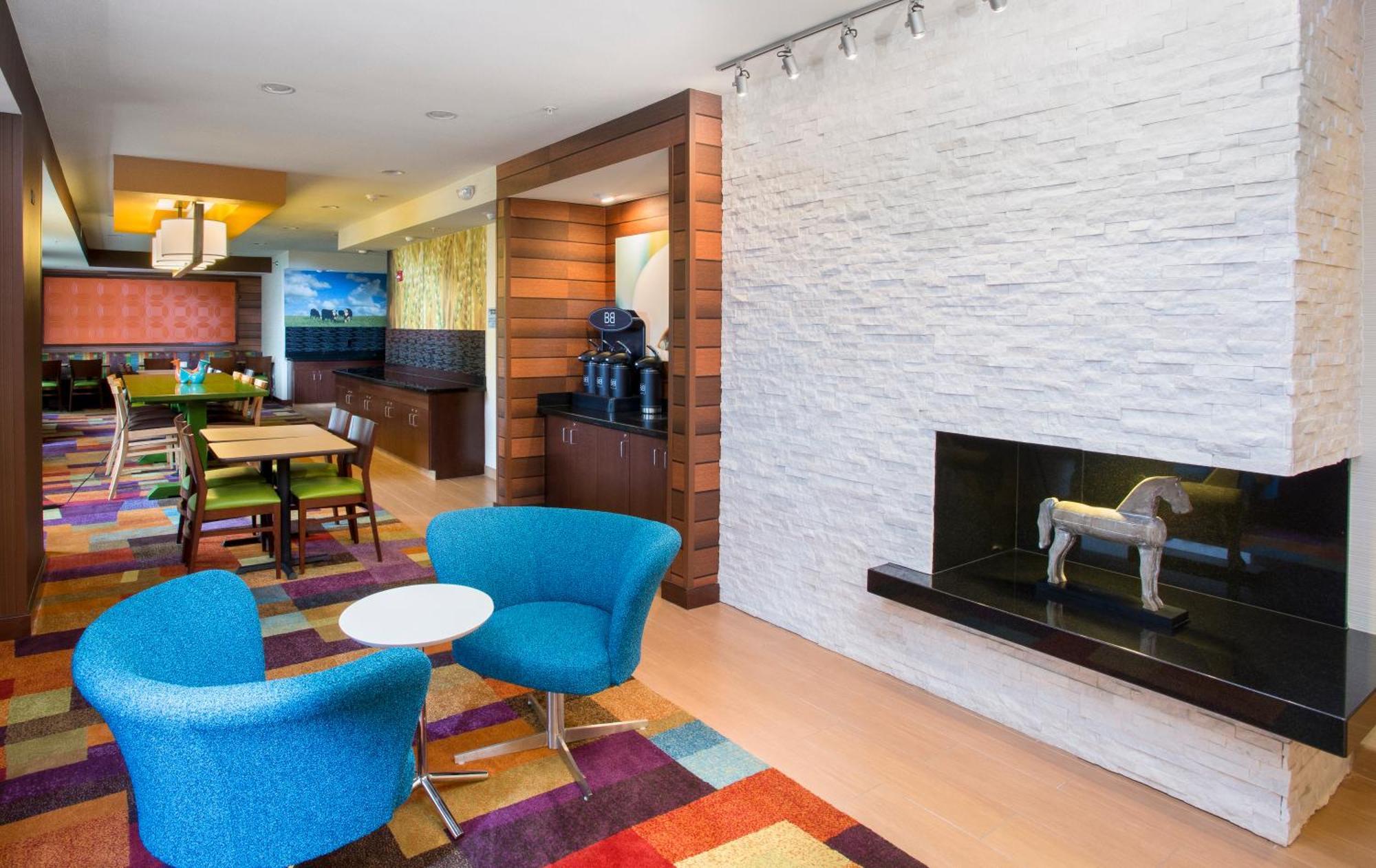 Fairfield Inn & Suites By Marriott Quincy Buitenkant foto