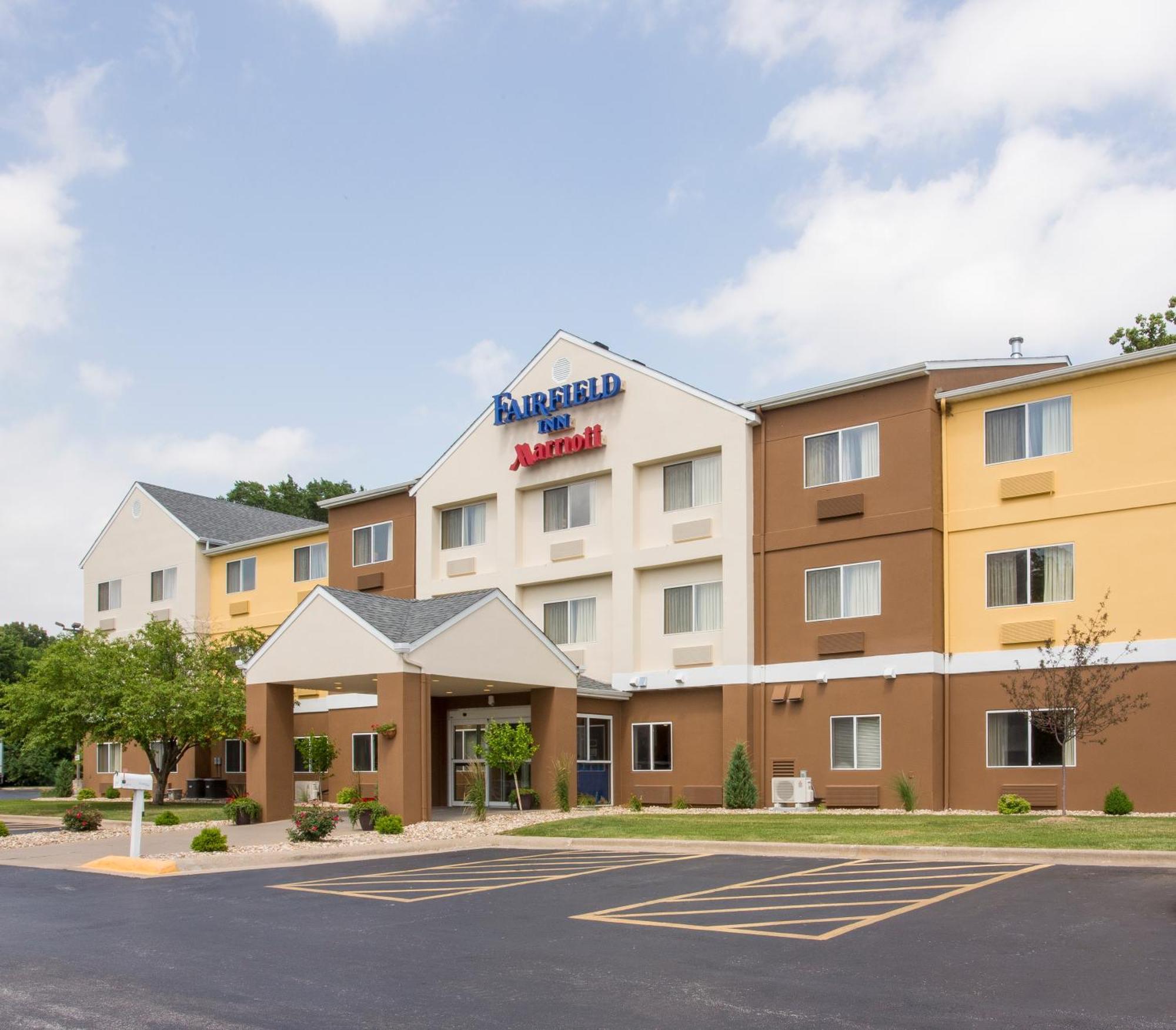 Fairfield Inn & Suites By Marriott Quincy Buitenkant foto